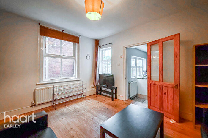 4 Bedroom Terraced House To Rent In Kings Road, Reading, RG4