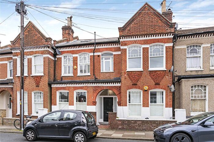 2 Bedroom Flat For Sale In Foulser Road, London, SW17