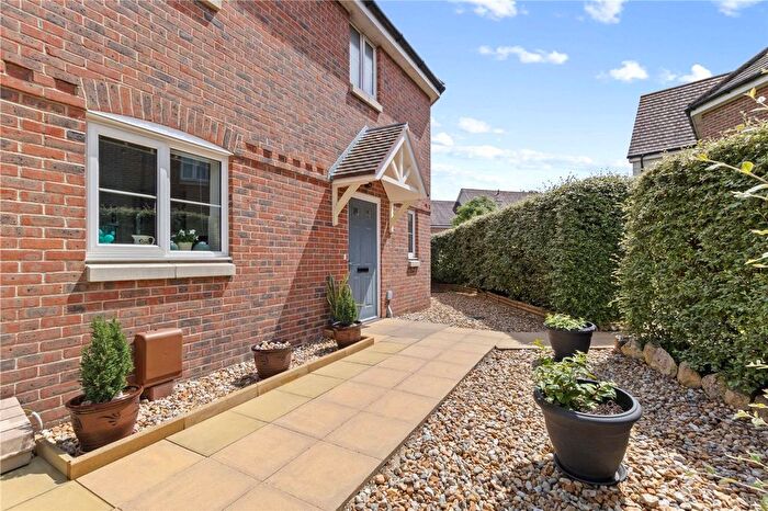3 Bedroom Semi-Detached House For Sale In Whyke Marsh, Chichester, PO19