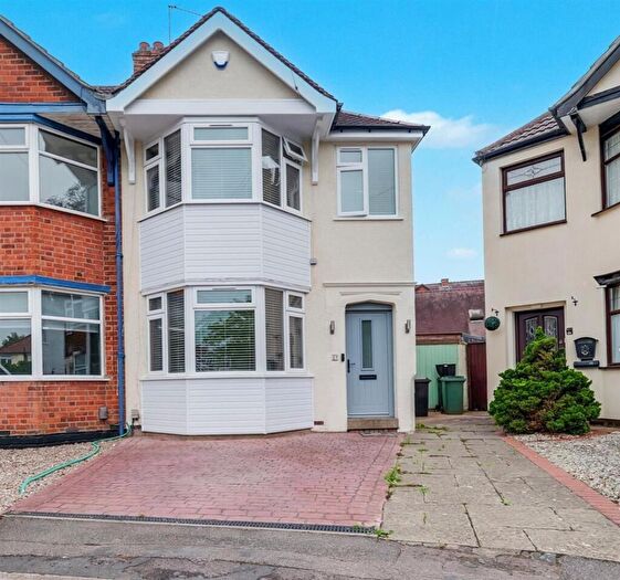 3 Bedroom Semi Detached House For Sale In St. Nicolas Road, Nuneaton, CV11