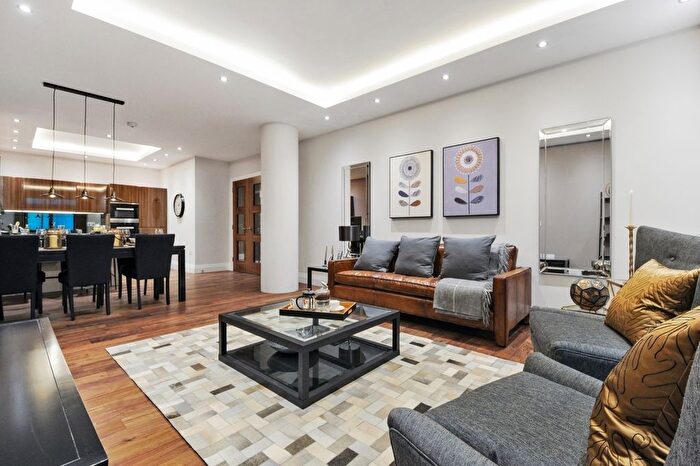 2 Bedroom Flat To Rent In Muswell Hill, London, N10