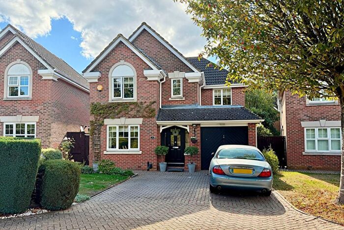 4 Bedroom Detached House For Sale In Seymour Drive, Camberley, GU15