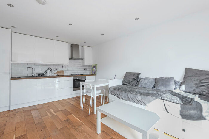 1 Bedroom Apartment To Rent In Walters Yard, Bromley, BR1