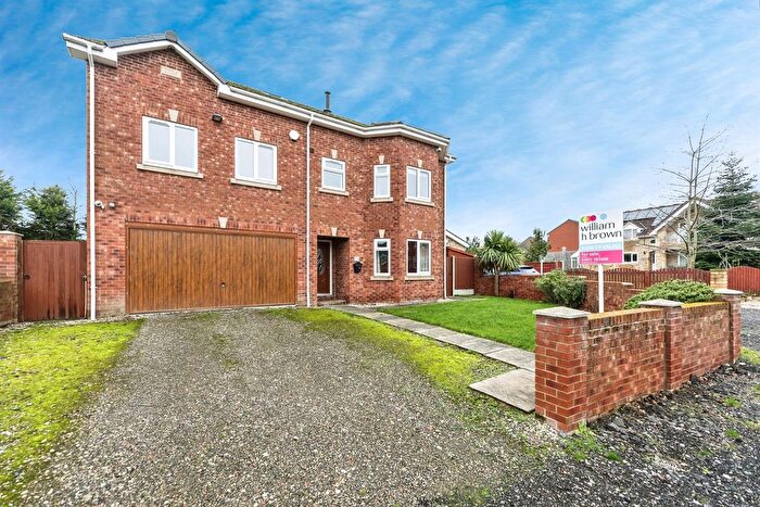 5 Bedroom Detached House For Sale In Rowley Lane, South Elmsall, Pontefract, WF9