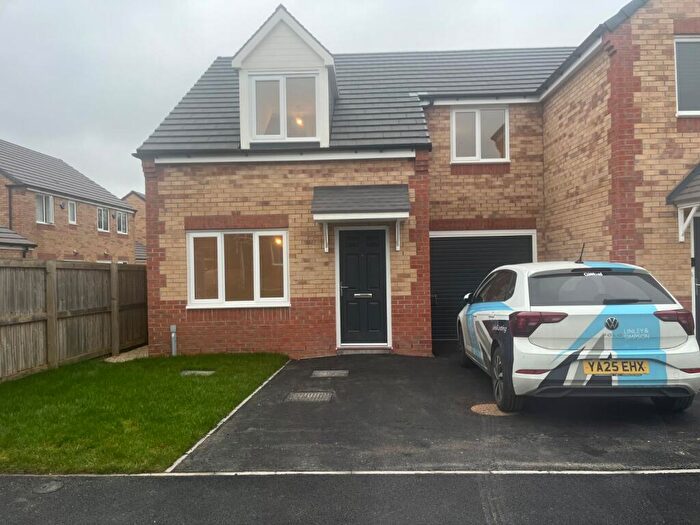 3 Bedroom Semi-Detached House To Rent In Dragonfly Way, Rhodesia, Worksop, Nottinghamshire, S80