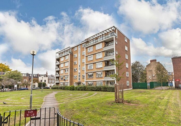 2 Bedroom Flat To Rent In Blythe Road, London, W14