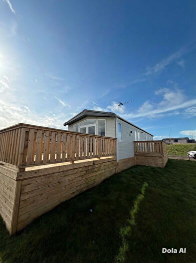 2 Bedroom Park Home For Sale In Holms Farm Road, Dalrymple, Ayr, KA6