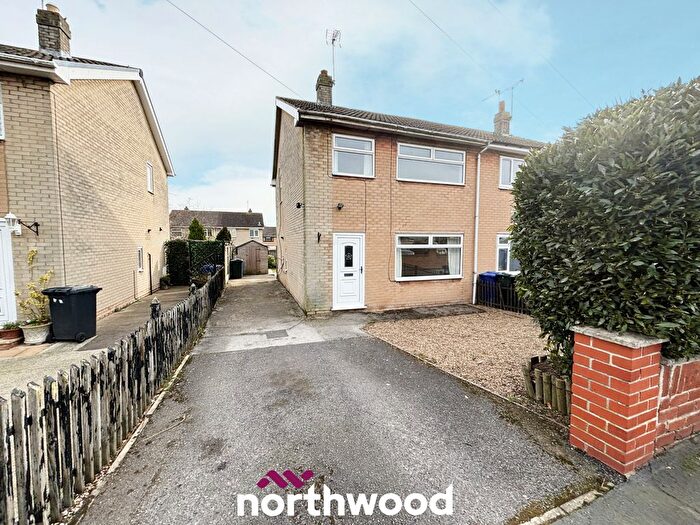 3 Bedroom Semi-Detached House To Rent In Gresley Avenue, Bawtry, Doncaster, DN10