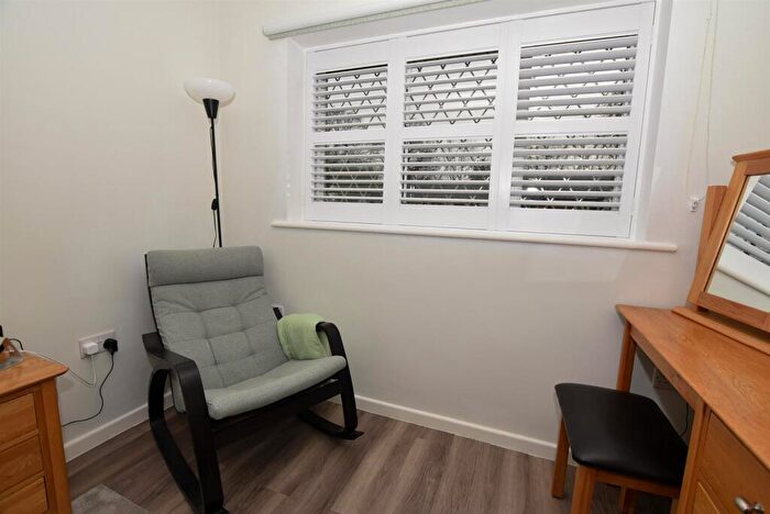 2 Bedroom Semi-Detached Bungalow For Sale In Shetland Drive, Bromborough, CH62