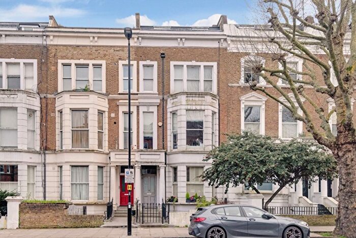 2 Bedroom Flat To Rent In Elgin Avenue, London, W9