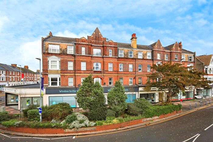 2 Bedroom Flat For Sale In South Street, Eastbourne, BN21