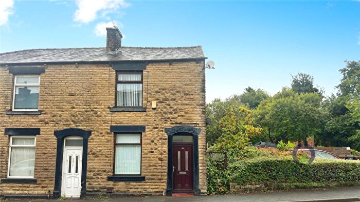 2 Bedroom End Of Terrace House To Rent In Oldham Road, Shaw, Oldham, Greater Manchester, OL2