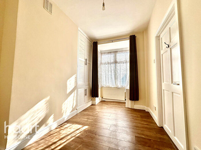 2 Bedroom End Of Terrace House To Rent In Harborne Park Road, Harborne, B17