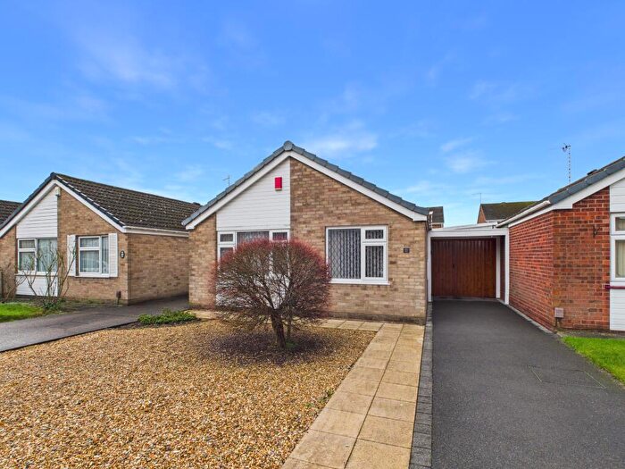 2 Bedroom Detached Bungalow For Sale In Breydon Close, Shelton Lock, DE24