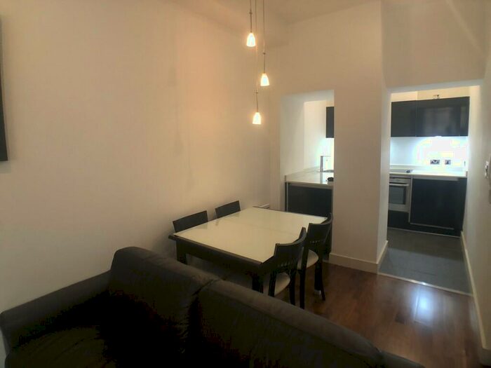 1 Bedroom Apartment To Rent In Park Row, Greek Street, LS1