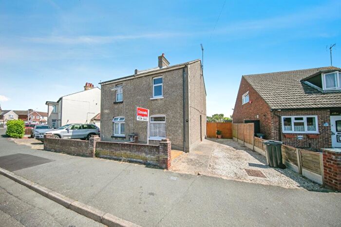 2 Bedroom Semi-Detached House For Sale In Coopers Lane, Clacton-On-Sea, CO15