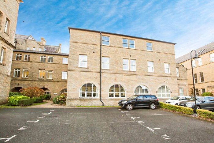1 Bedroom Apartment For Sale In Whitaker House Apartments, Charlotte Close, Halifax, West Yorkshire, HX1