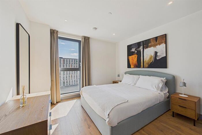 2 Bedroom Flat To Rent In Ashley Road, London, N17