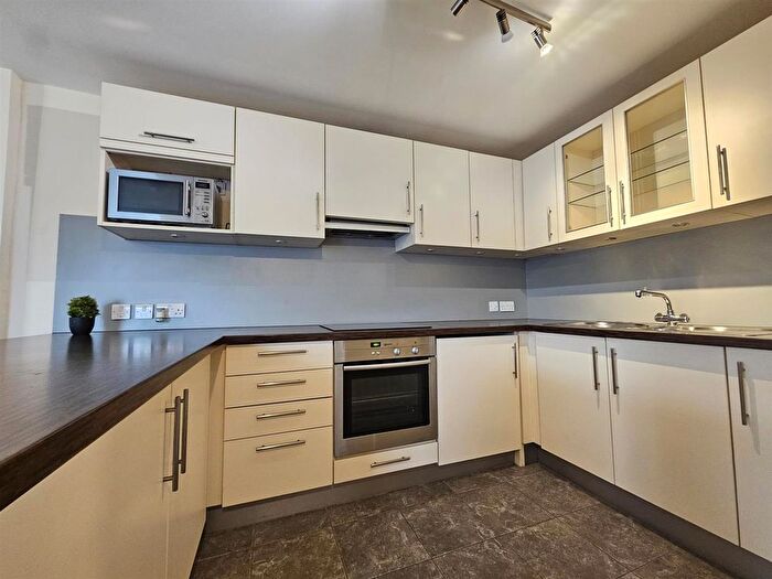 2 Bedroom Flat To Rent In Flat, Old Paper Mill, Ditton Walk, Cambridge, CB5