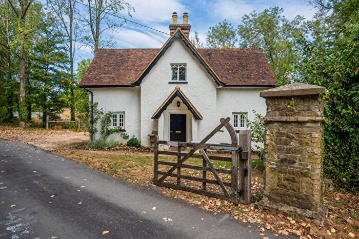 3 Bedroom Detached House To Rent In Dunsfold Road, Loxhill, Godalming, Surrey, GU8