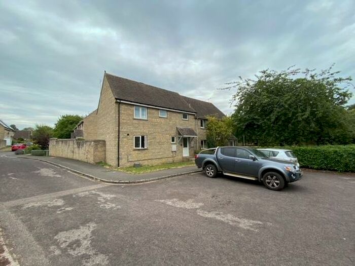 3 Bedroom Semi-Detached House To Rent In Wadards Meadow, Witney, Oxfordshire, OX28