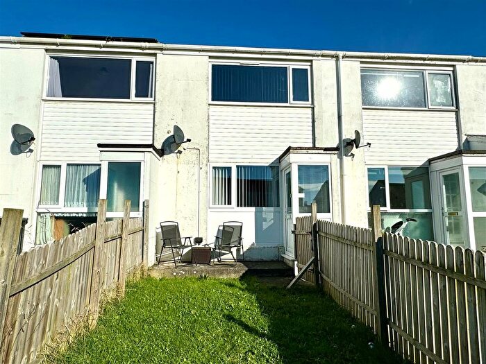 2 Bedroom Terraced House To Rent In Dale Road, Newquay, TR7