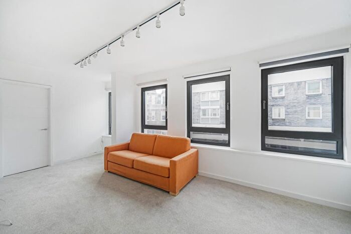 1 Bedroom Flat To Rent In Kensington Church Street, Kensington, W8