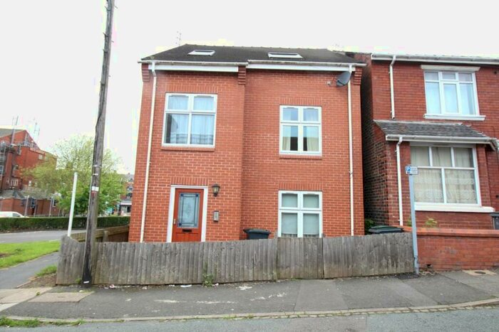1 Bedroom Flat To Rent In Arthur Street, Stoke-On-Trent, ST6