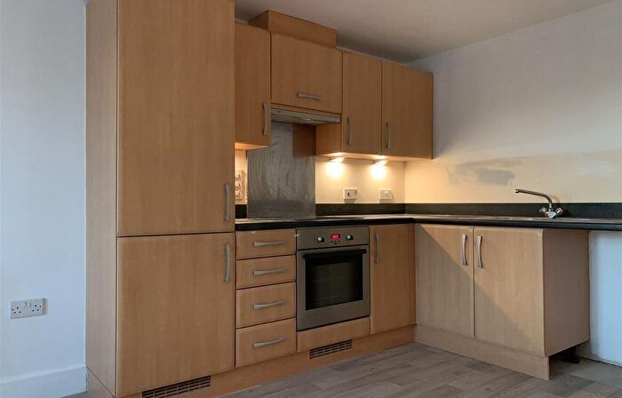 2 Bedroom Flat To Rent In Dane Park Road, Ramsgate, Kent, CT11