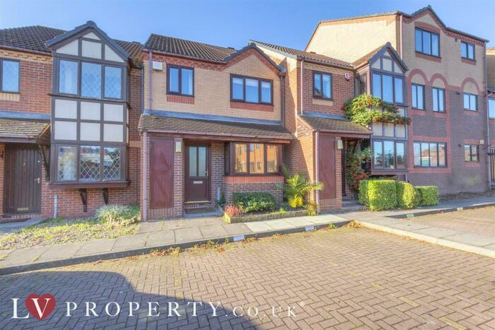 3 Bedroom House To Rent In Ashton Croft, Birmingham, B16