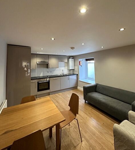 3 Bedroom Flat To Rent In Little Paul Street, Bristol, BS2