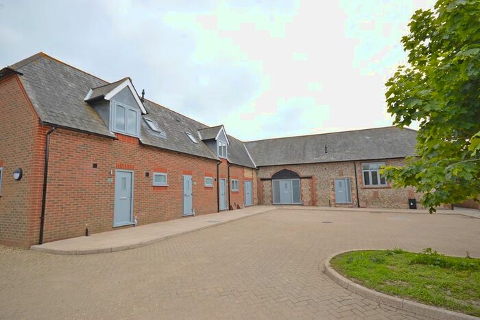 1 Bedroom Flat To Rent In Home Farm Courtyard, Chichester Road, Selsey, West Sussex, PO20