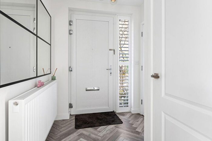 3 Bedroom Detached House For Sale In Peregrine Drive, Great Warley, Brentwood, CM13