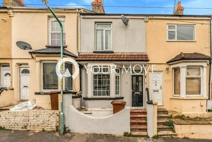 2 Bedroom Terraced House To Rent In Hamilton Road, Gillingham, Kent, ME7