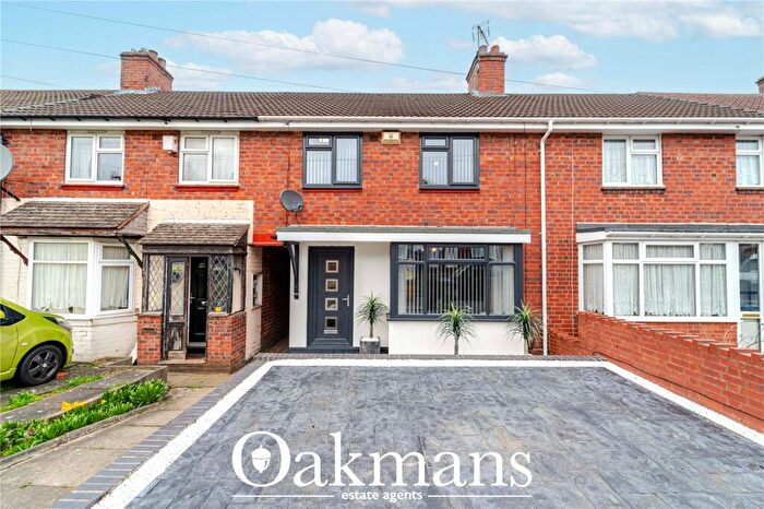 3 Bedroom Semi Detached House For Sale In Milton Road, Smethwick, West Midlands, B67