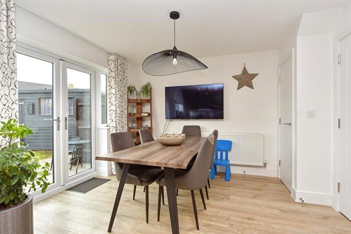 3 Bedroom Semi-Detached House For Sale In Evers Road, Faversham, Kent, ME13