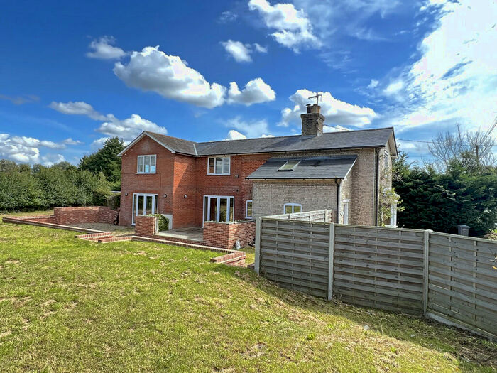 4 Bedroom Detached House For Sale In Bealings Road, Martlesham, IP12