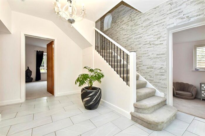 5 Bedroom Detached House For Sale In Kings Drive, Eastbourne, BN21