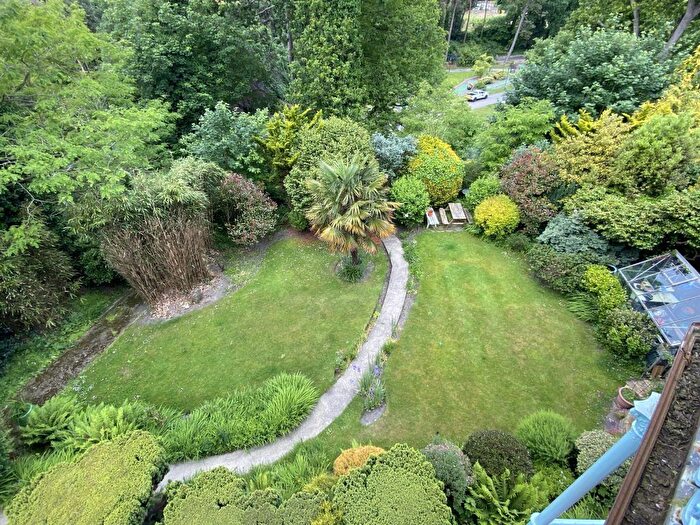 1 Bedroom Flat To Rent In Ashdale Court, Boscombe Spa Road, BH5