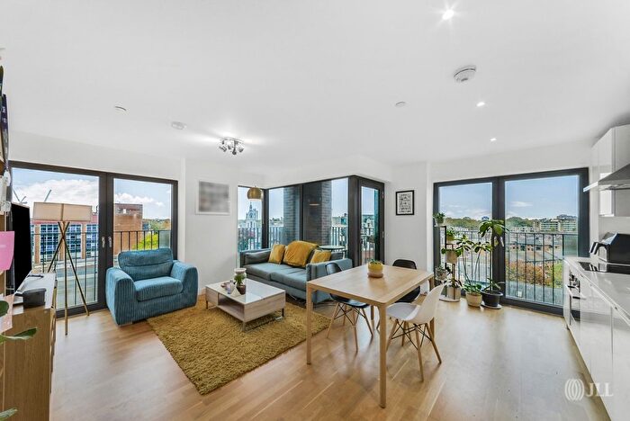 2 Bedroom Flat For Sale In Azure Building, Great Eastern Road, London, E15