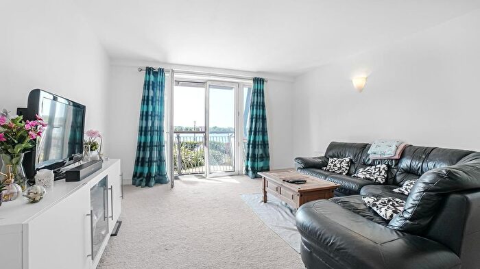2 Bedroom Flat To Rent In Waterman Building, Westferry Road, London, E14