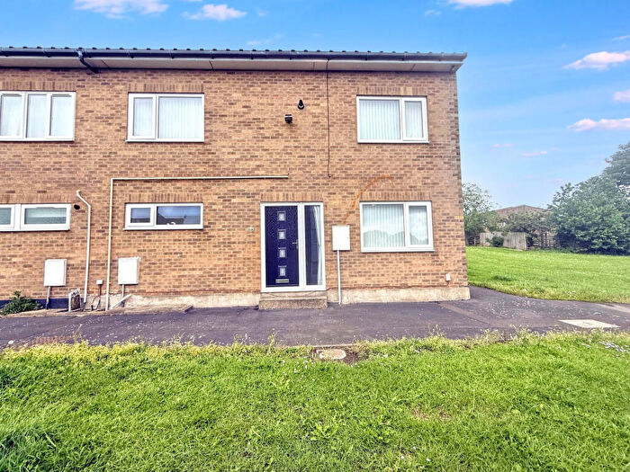 3 Bedroom End Of Terrace House For Sale In Hale Rise, Peterlee, Durham, SR8
