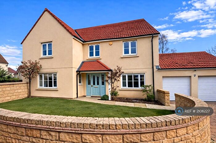 5 Bedroom Detached House To Rent In Buckthorn Row, Corsham, SN13