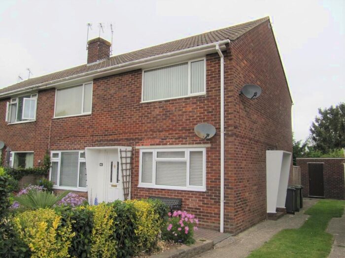 2 Bedroom Maisonette To Rent In Cranbourne, Basingstoke, RG21