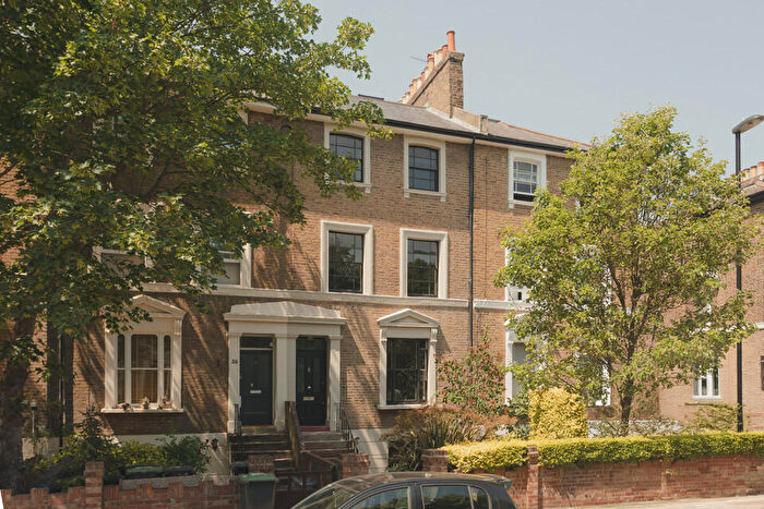 6 Bedroom Town House For Sale In Manor Avenue, Brockley, London, SE4