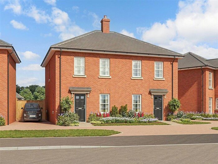 3 Bedroom Semi Detached House For Sale In Richmond Park, Whitfield, Dover, Kent, CT16