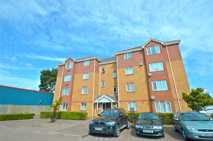 2 Bedroom Flat To Rent In Franklin Way, Croydon, CR0