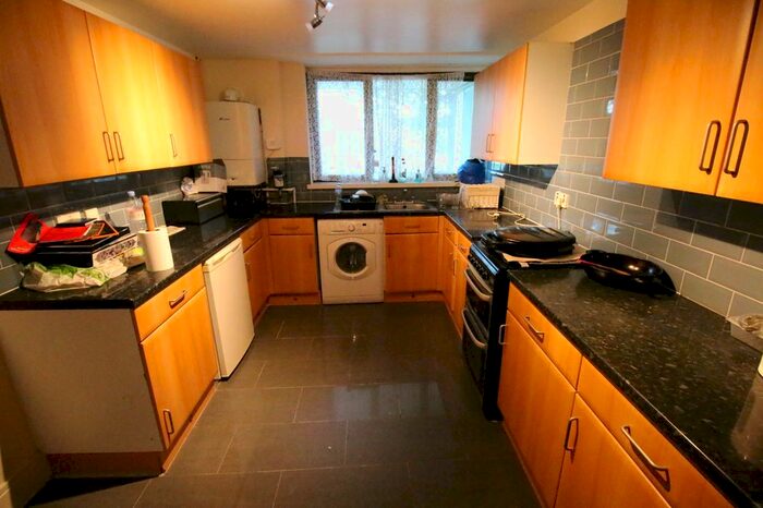 3 Bedroom Maisonette To Rent In Summerwood Road, Isleworth, Greater London TW7