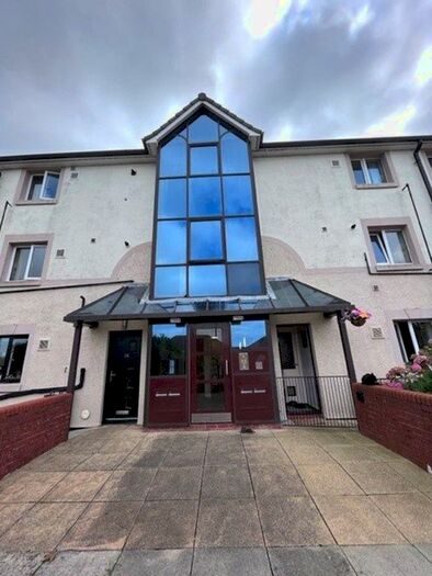 2 Bedroom Flat To Rent In Elder Court, Woodside Road, Ccrington, Lancashire, BB5