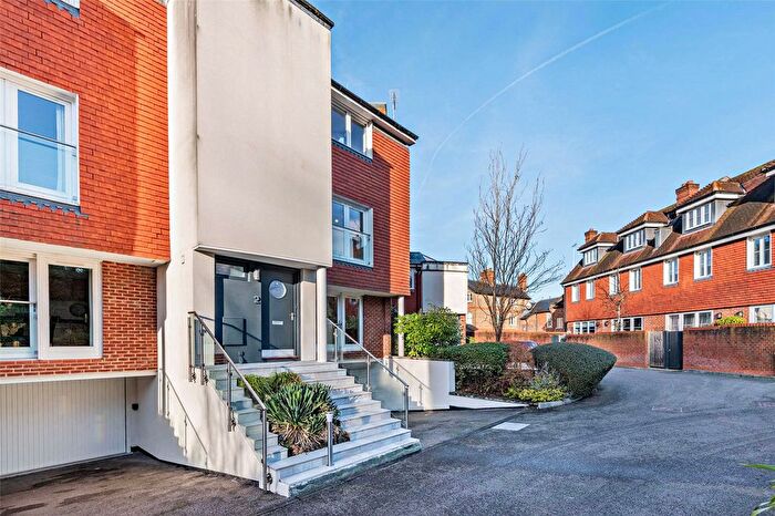5 Bedroom End Terrace House For Sale In Swan Place, Westerham, Kent, TN16